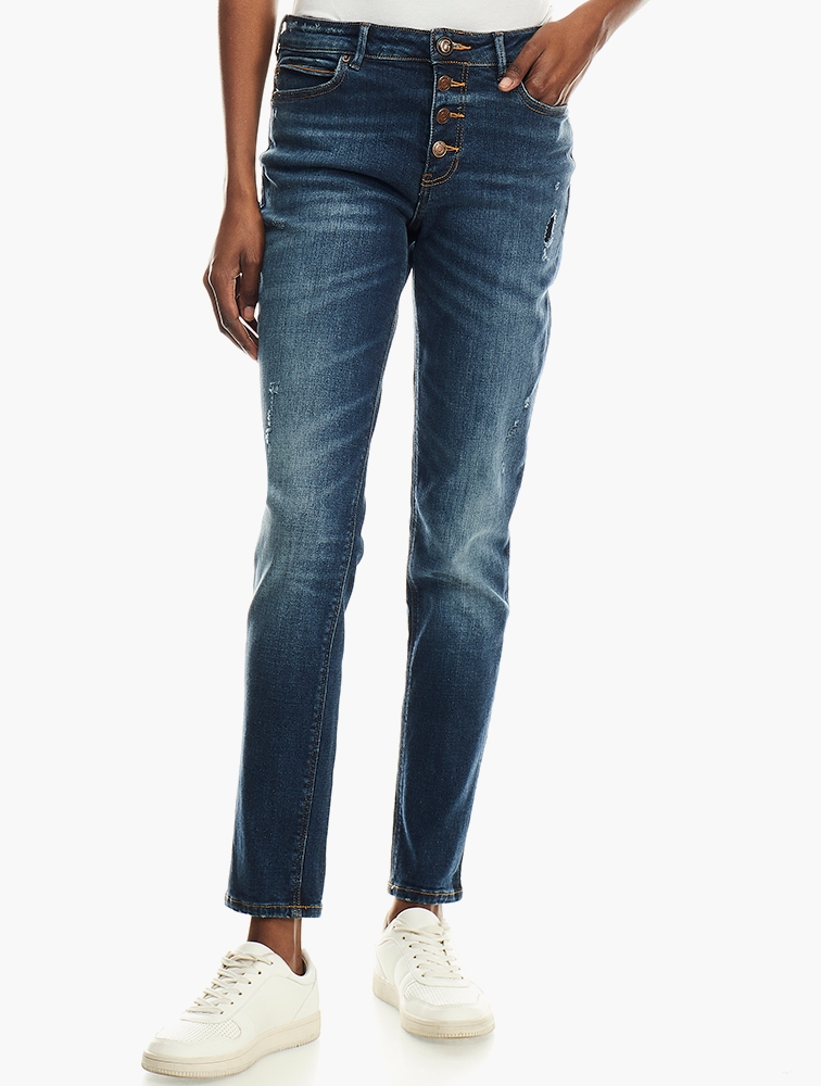 MyRunway | Shop GUESS Dark Wash 1981 Skinny Jeans for Women from ...