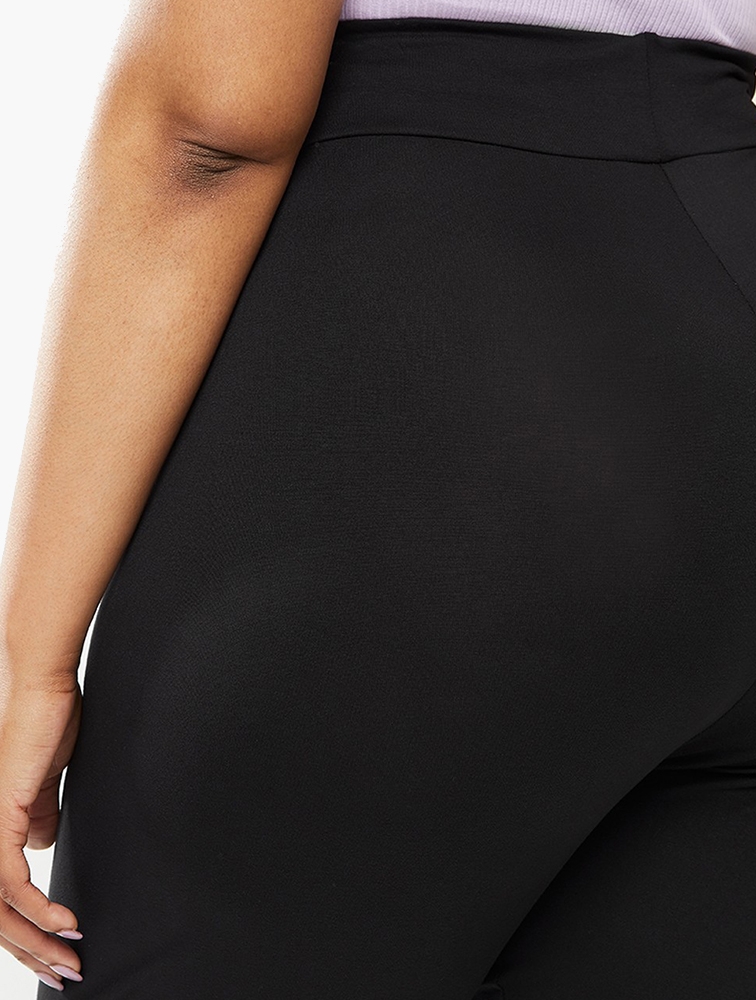 MyRunway  Shop Missguided Plus size branded leggings - black for