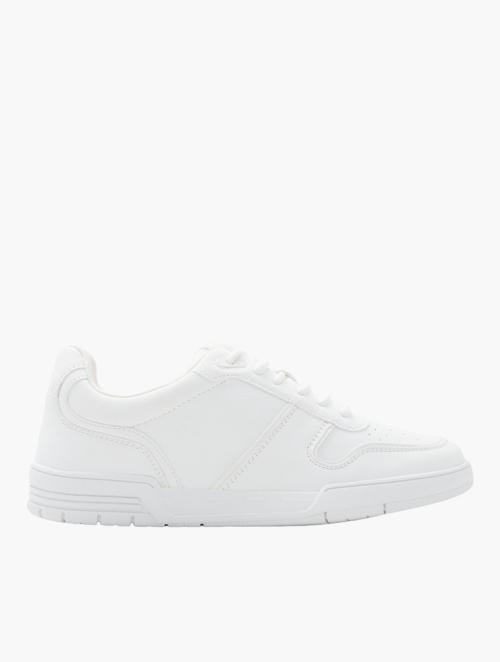 Call It Spring White Wyldnerr Basic Lace Up Sneakers