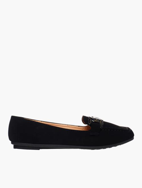 Daily Finery Black Slip On Pumps