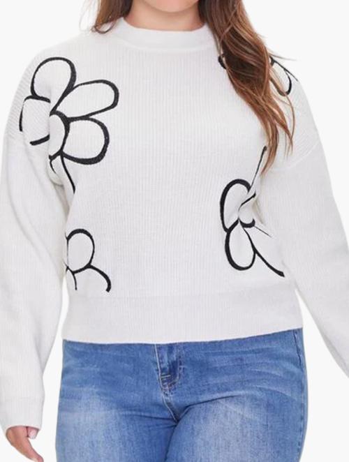 Forever 21 Curve White & Black Daisy Print Sweater