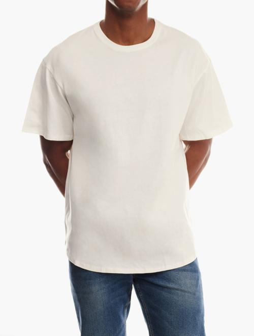 Forever 21 White Crew Neck Scoop Hem Tee