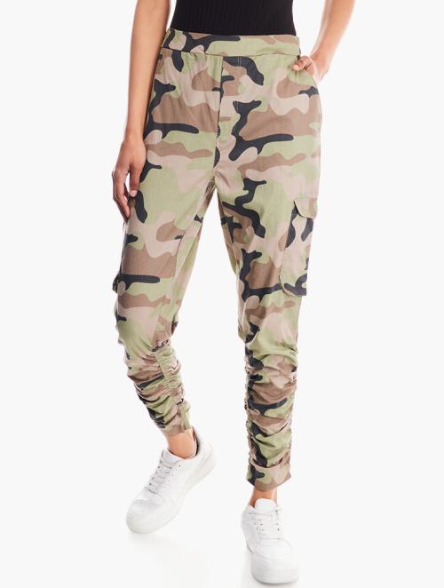 RFO Camo Ruched Utility Twill Jogger 