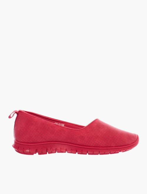 Soft Style Red Natura Slip On Shoes