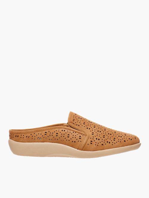 Soft Style Camel Marcella Flats