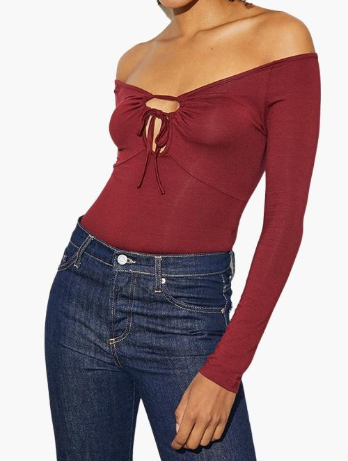 Superbalist Label Off The Shoulder Tie Bodysuit - Berry