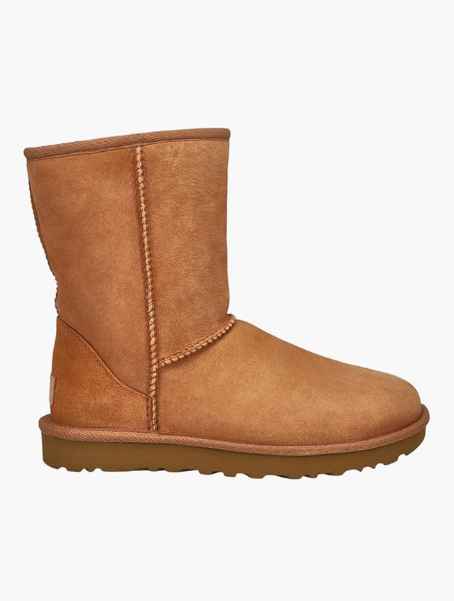 UGG Chestnut Classic Short Boots