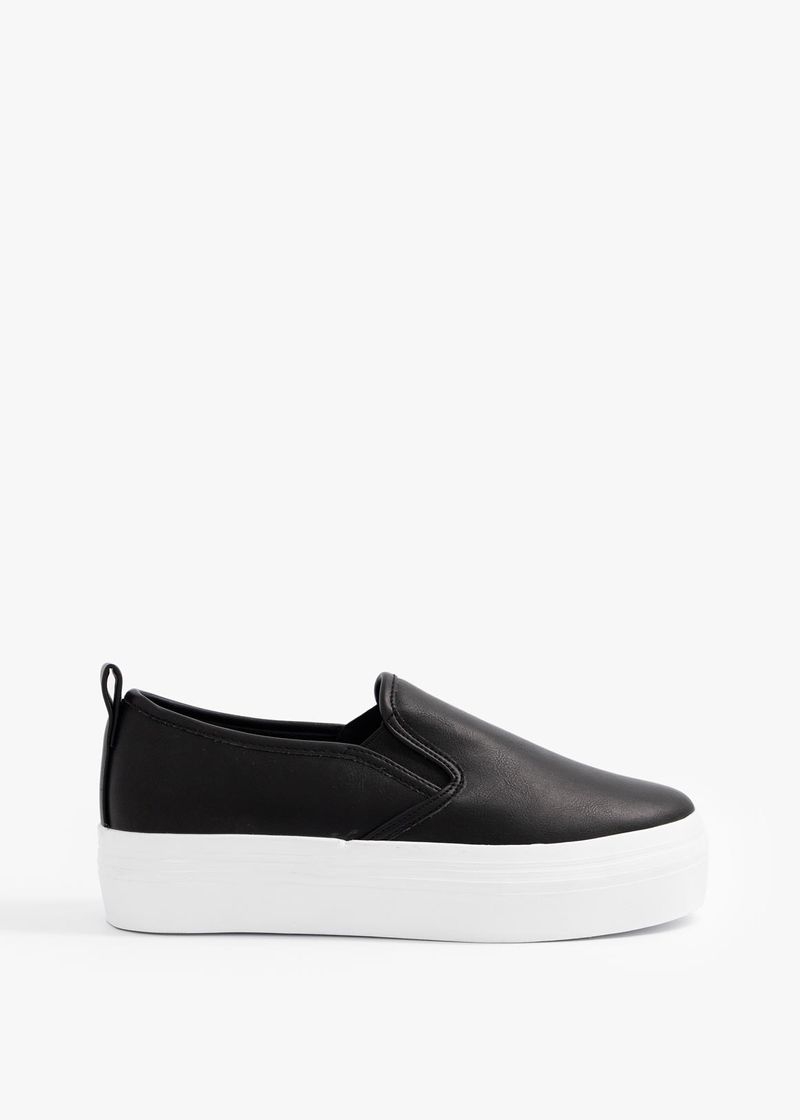 Black slip top on platform
